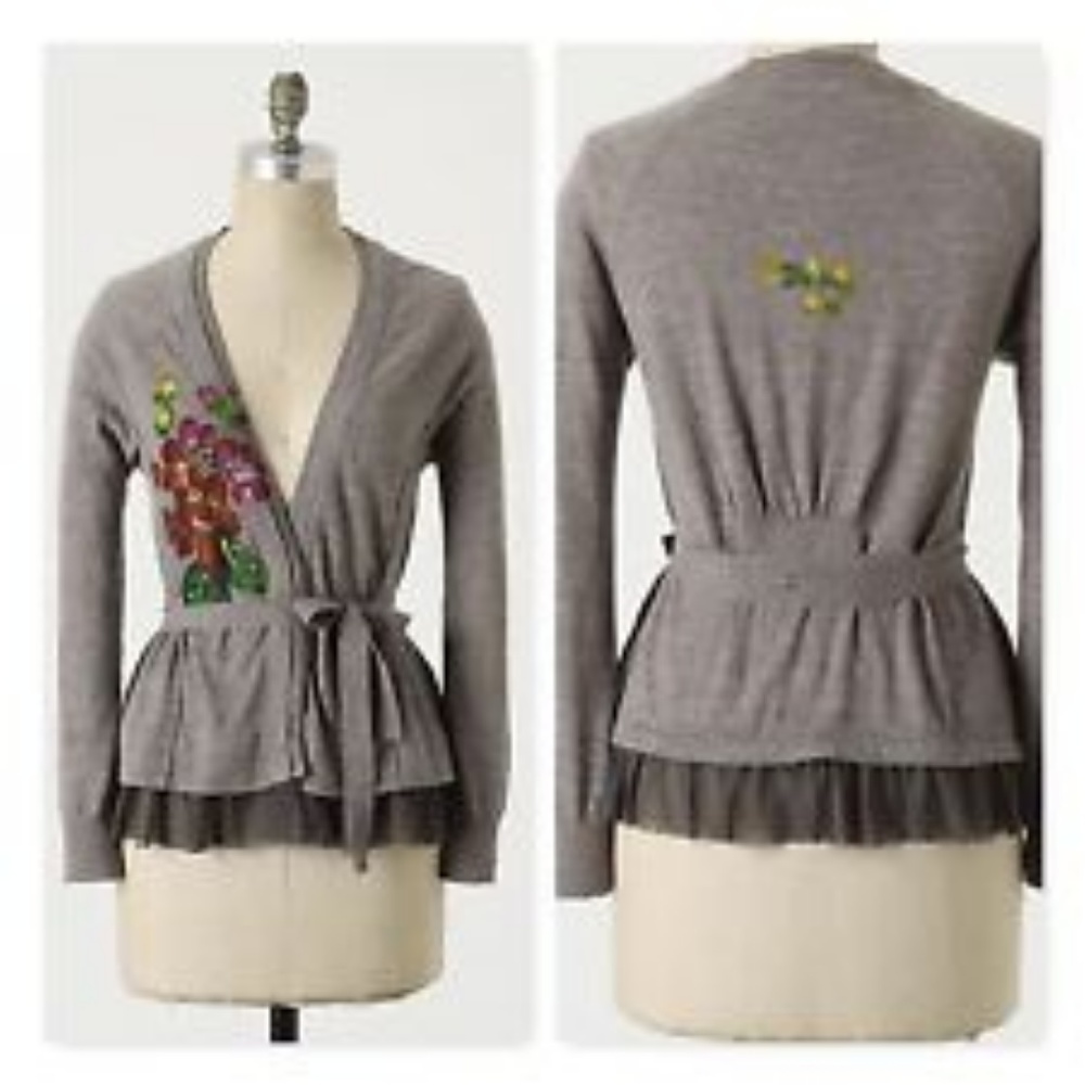 NWOT Floral designed grey cardigan